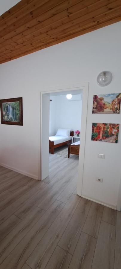 Villa Likaj Берат Екстер'єр фото