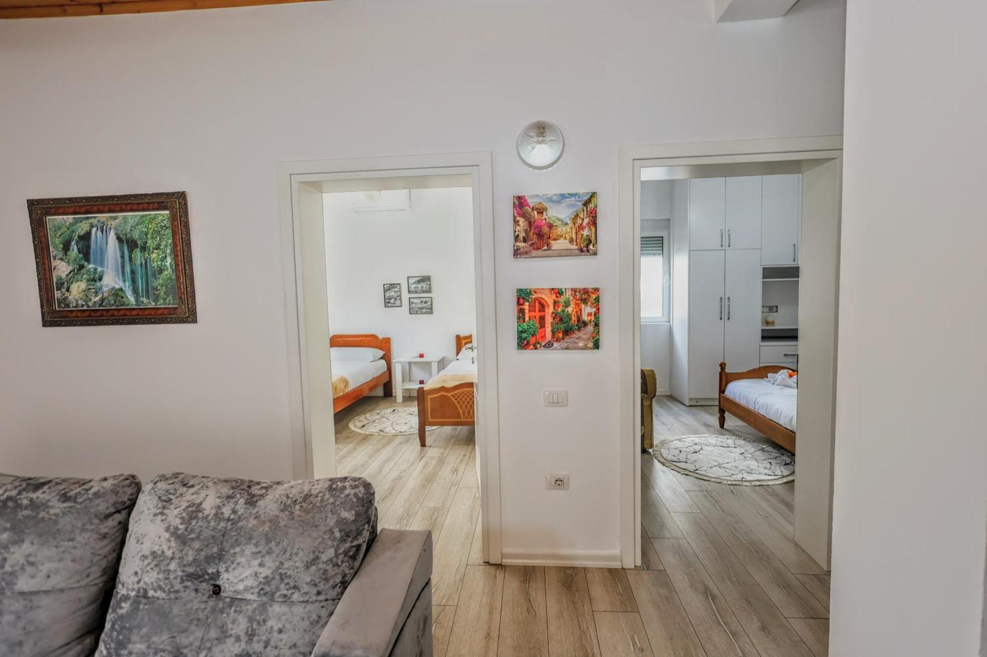 Villa Likaj Берат Екстер'єр фото